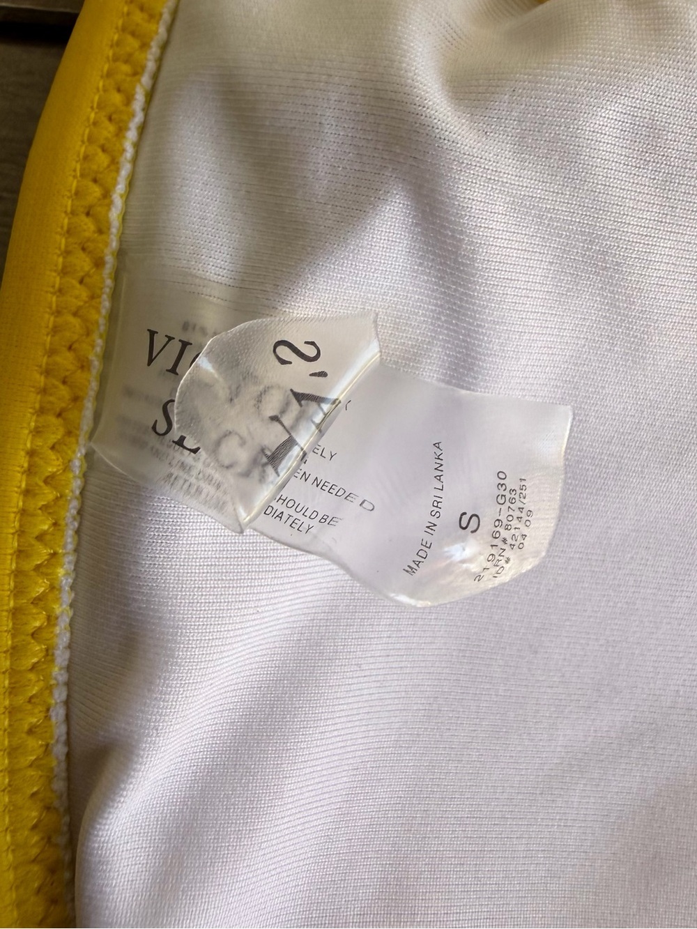 Victoria's Secret Halter Bandeau Bikini Top - Picture 6 of 6
